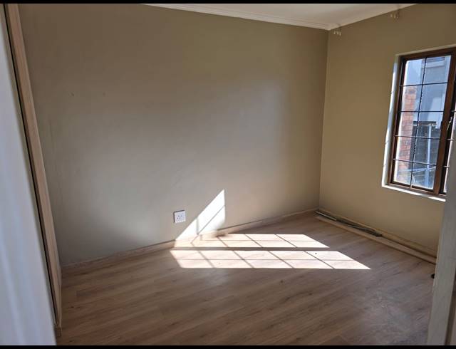 1 BEDROOM APARTMENT FOR SALE IN RIVONIA